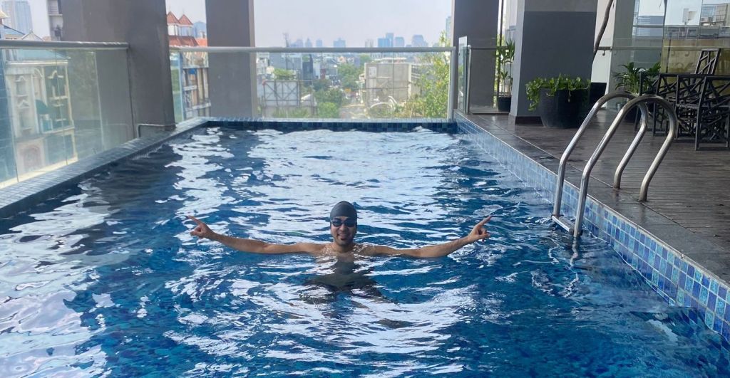 Aston Belleveu Hotel, Jakarta — keeping the chain unbroken while travelling.